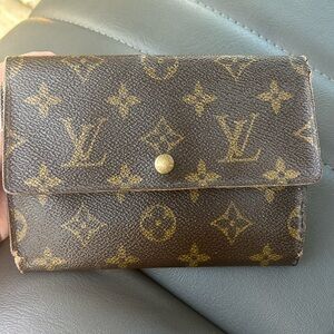 Louis Vuitton Women’s Wallet monogram leather vintage
